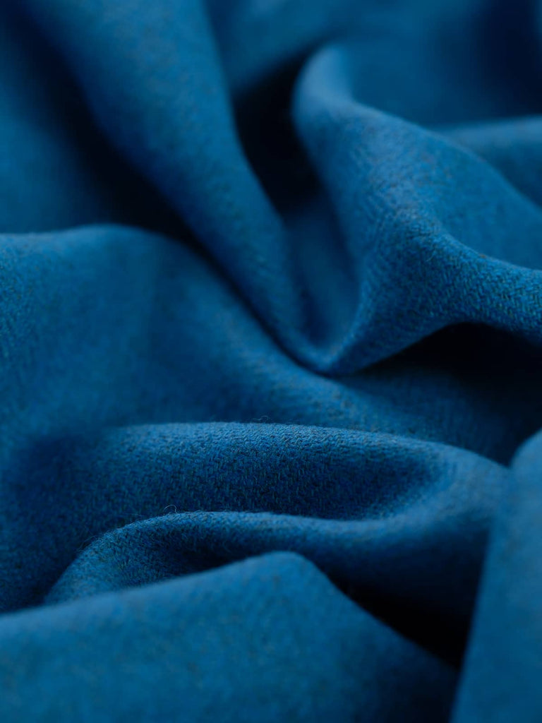 Twist of Autumn Azure Marled Yorkshire Tweed Herringbone, 100% lambswool, 150cm wide, showing vibrant azure-blue tones over a marled grey base in a fine heritage chevron weave