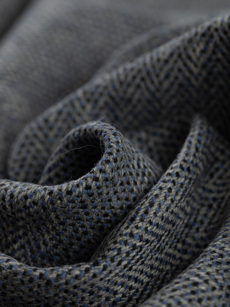 Medium twill melange from pure new wool in silver grey colour